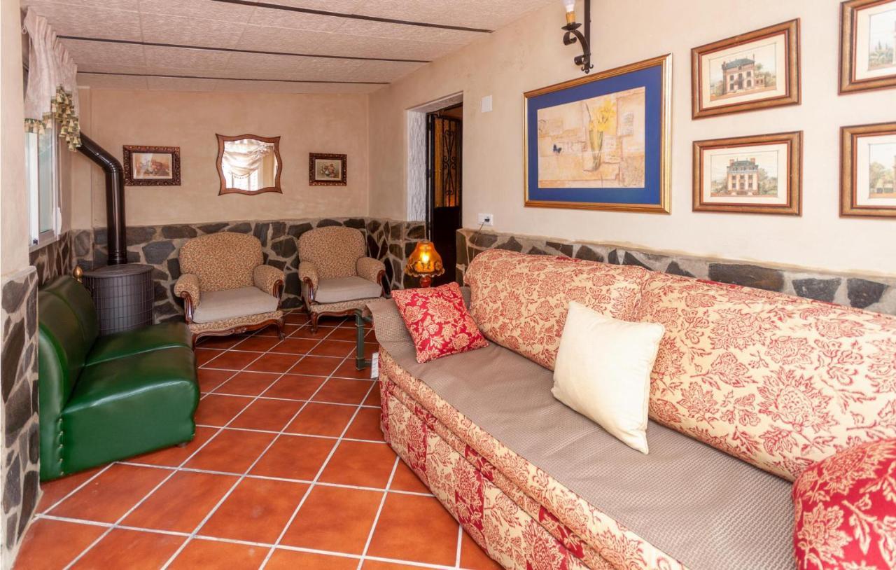 Awesome Home In Antequera With Wifi Eksteriør billede