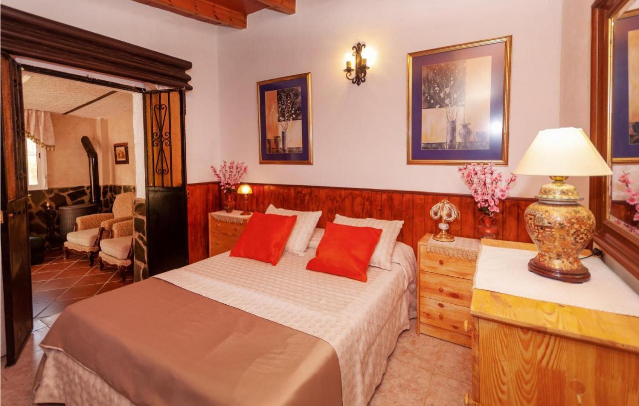 Awesome Home In Antequera With Wifi Eksteriør billede