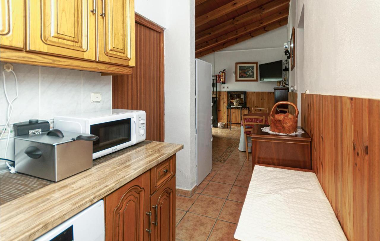 Awesome Home In Antequera With Wifi Eksteriør billede